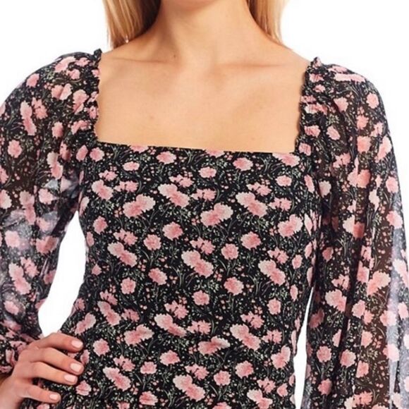 Lucy Paris Top Smocked NWT - Picture 1 of 2